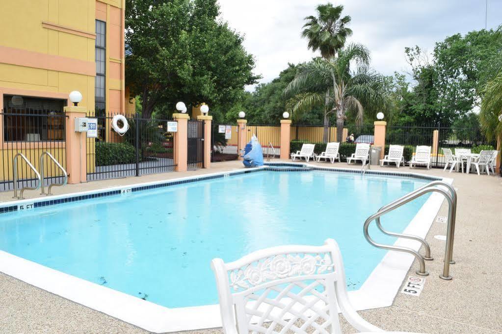 Best Western Plus Northwest Inn & Suites Houston Eksteriør bilde